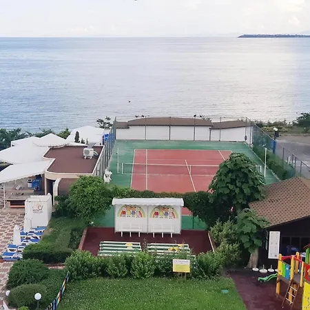 Sineva Beach Hotel-2